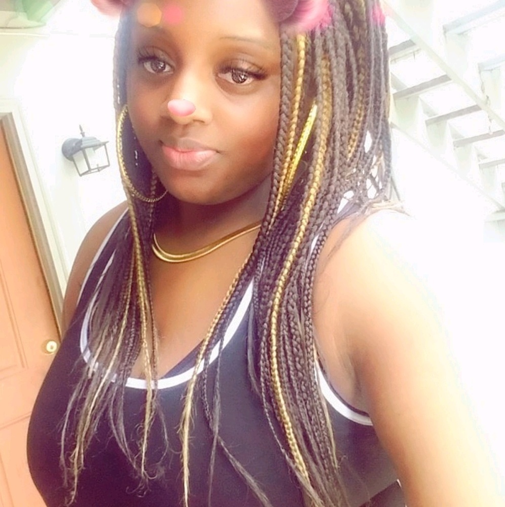 Meet your Posher, Kiara
